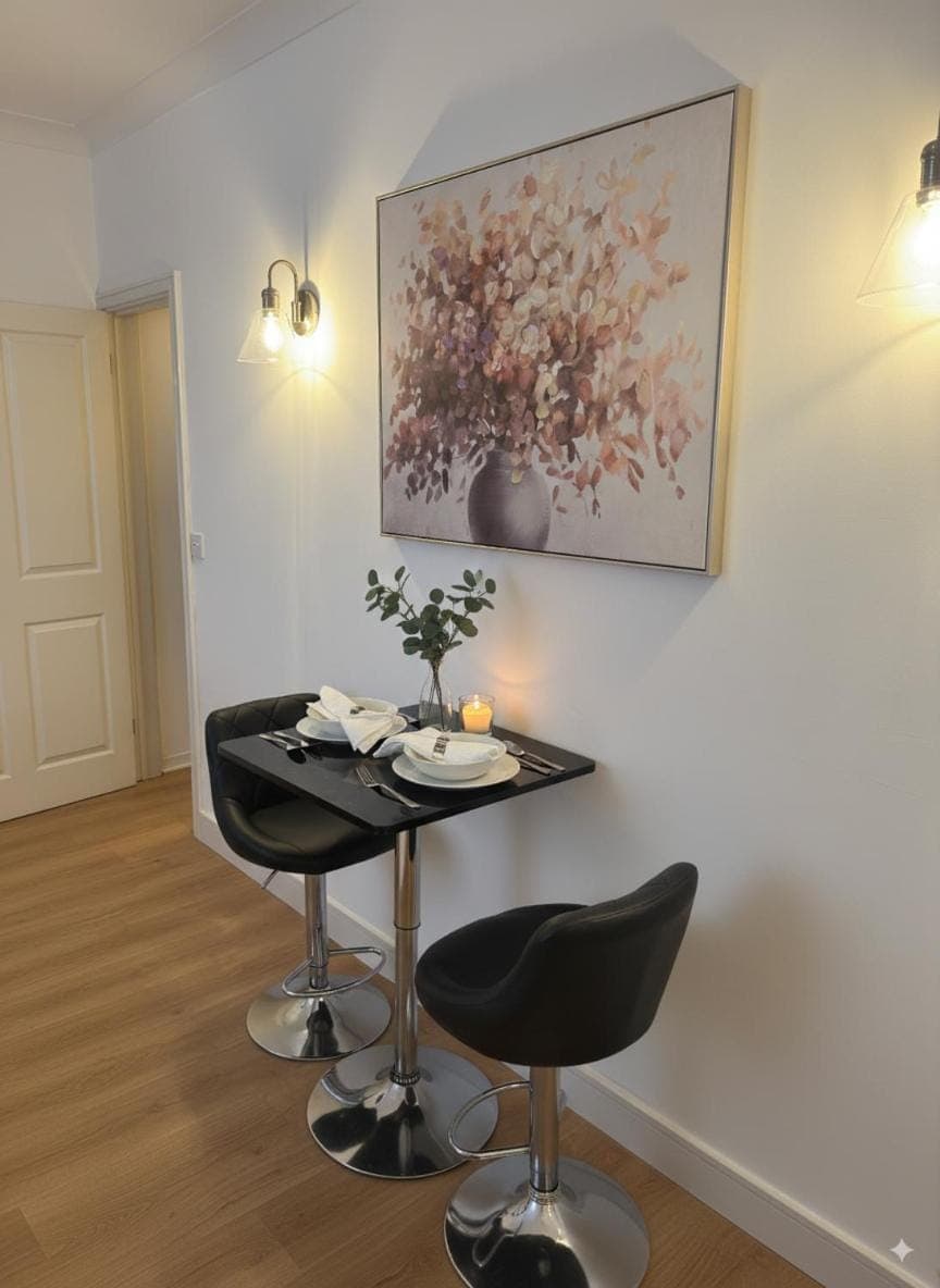 Living room, Seating area, Dining area