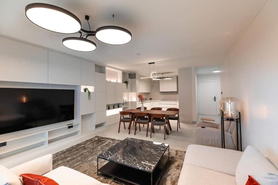 Communal lounge/ TV room, Communal lounge/ TV room, TV and multimedia, Kitchen or kitchenette, Seating area, Dining area