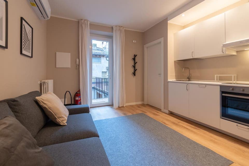 Kitchen or kitchenette, Living room, Seating area