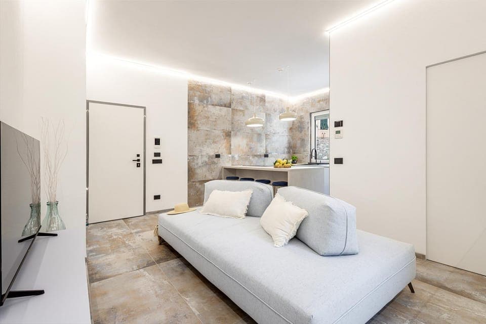 Kitchen or kitchenette, Living room