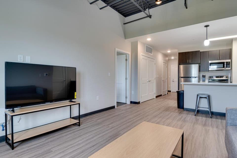 Bloomington Apartment - Walk to IU Campus & Mall! Apartment in Bloomington