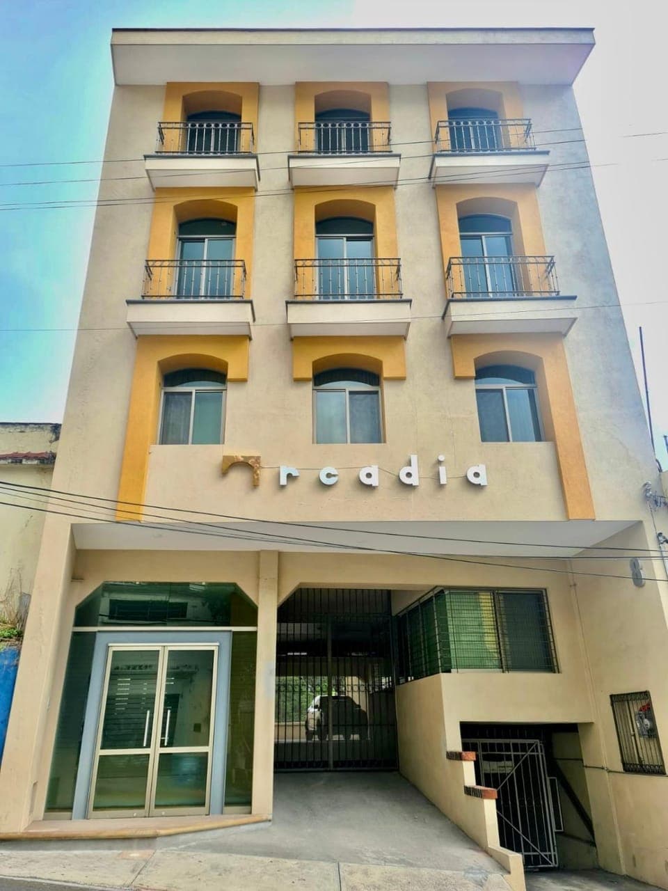 Property building, Facade/entrance