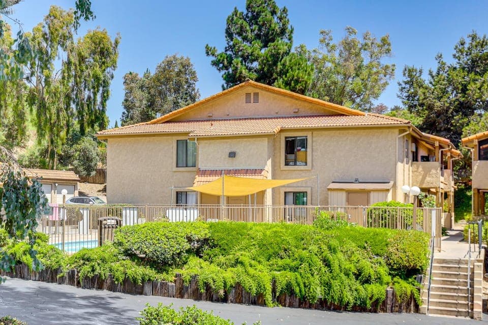 Oceanside Condo w/ Pool & Hot Tub Access! House in Oceanside