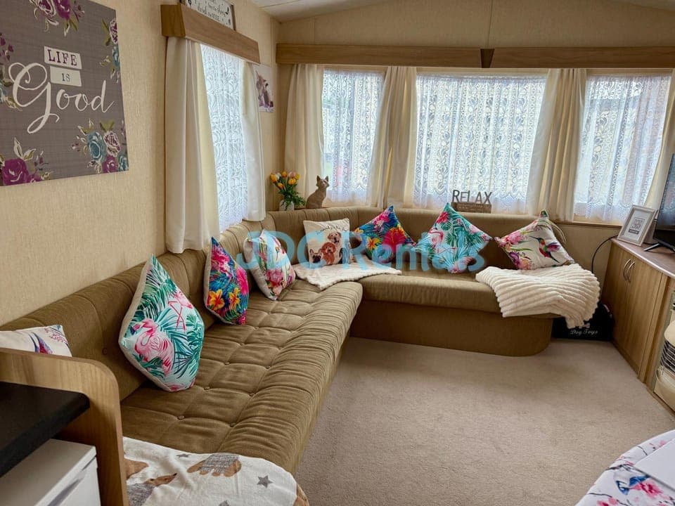 Living room, Photo of the whole room, Seating area