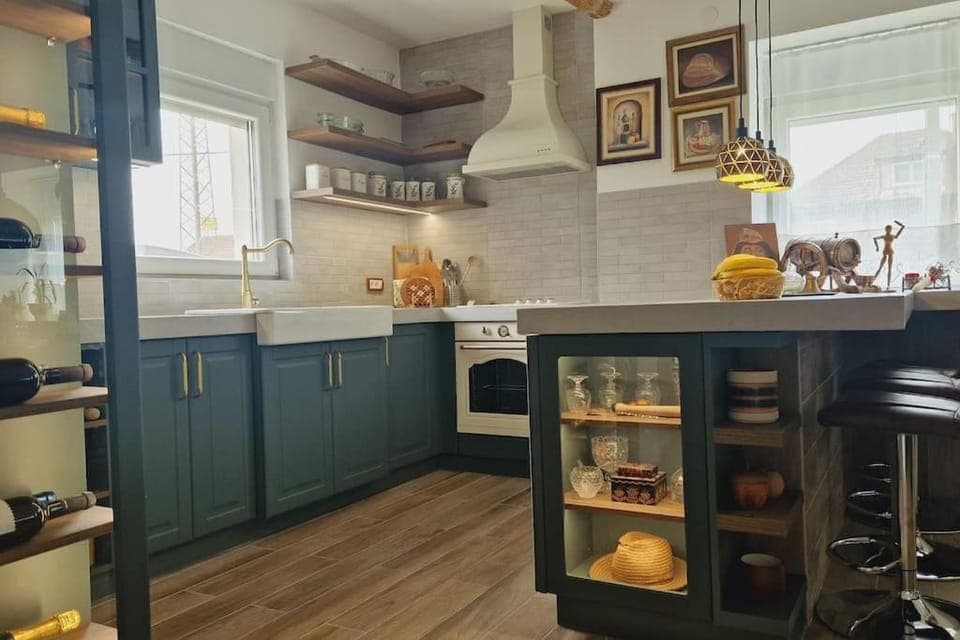 Kitchen or kitchenette, oven, stove