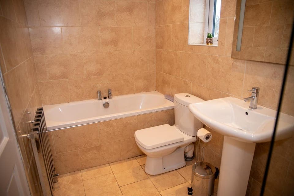 Toilet, Bathroom, Bath