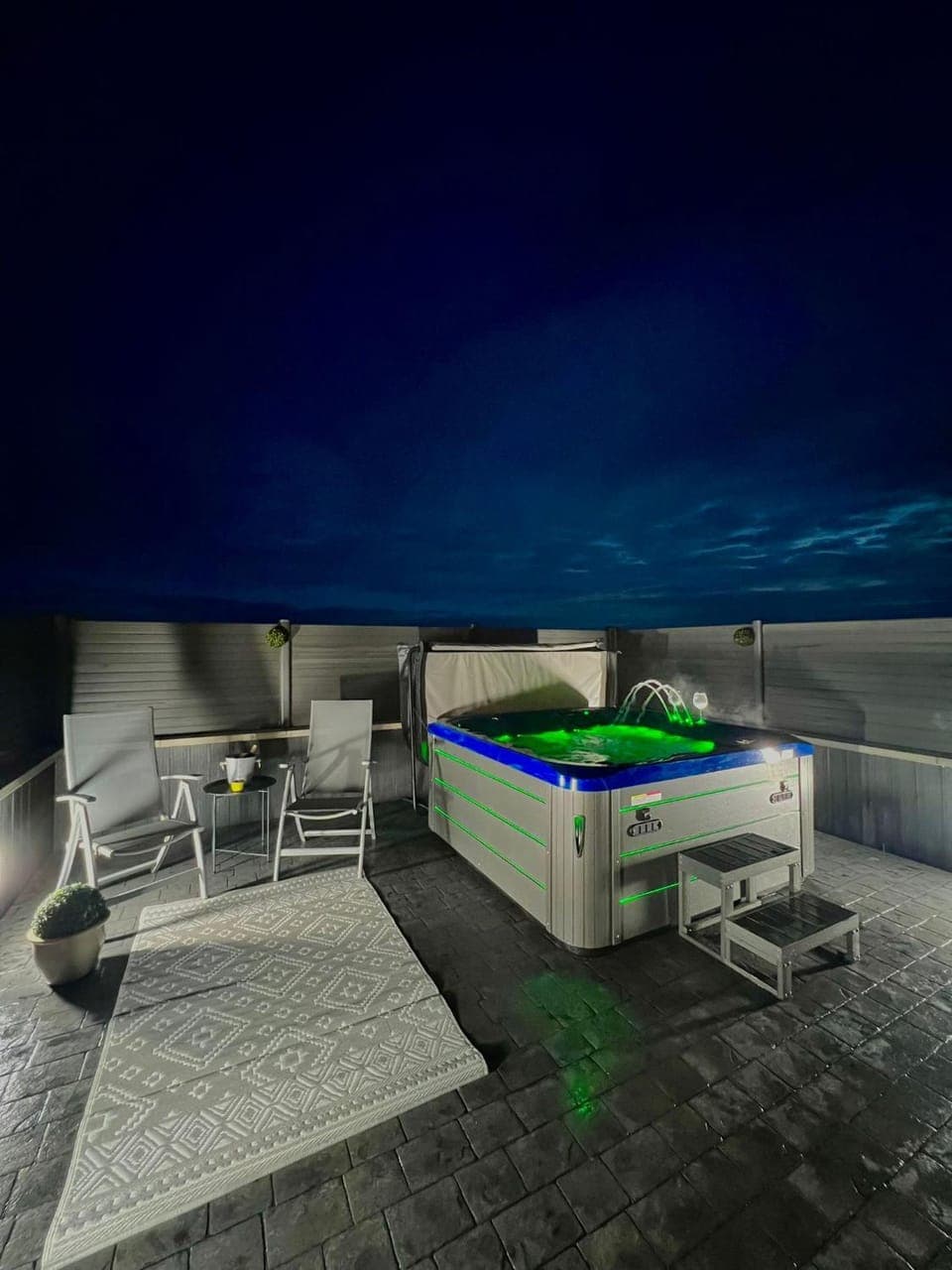 Hot Tub