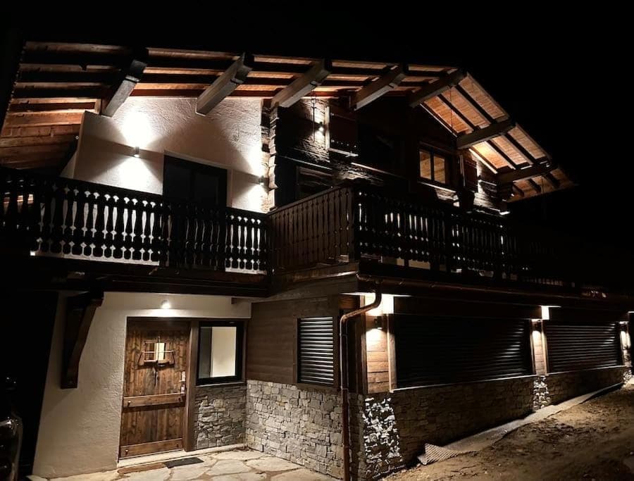 Property building, Night