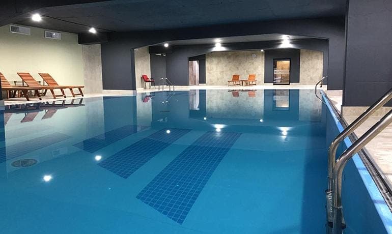 Spa and wellness centre/facilities, Swimming pool