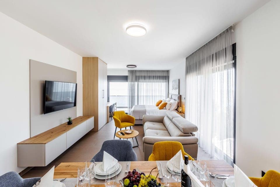 Living room, Bedroom