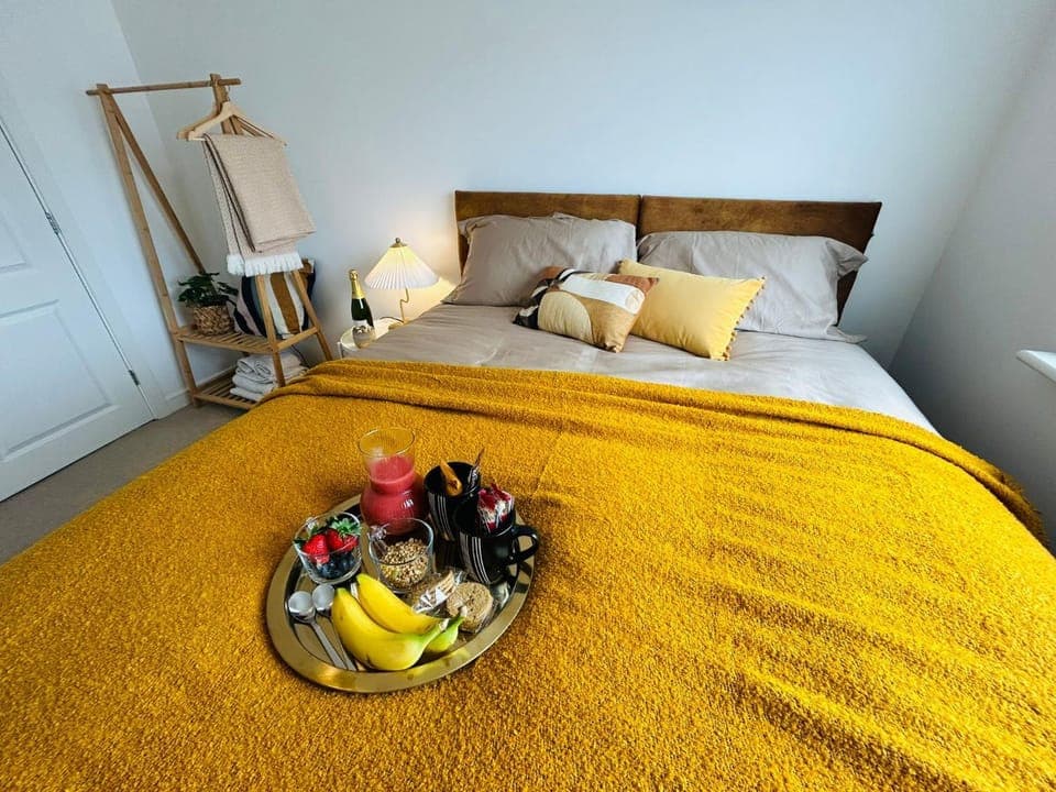 Bed, Bedroom, wardrobe