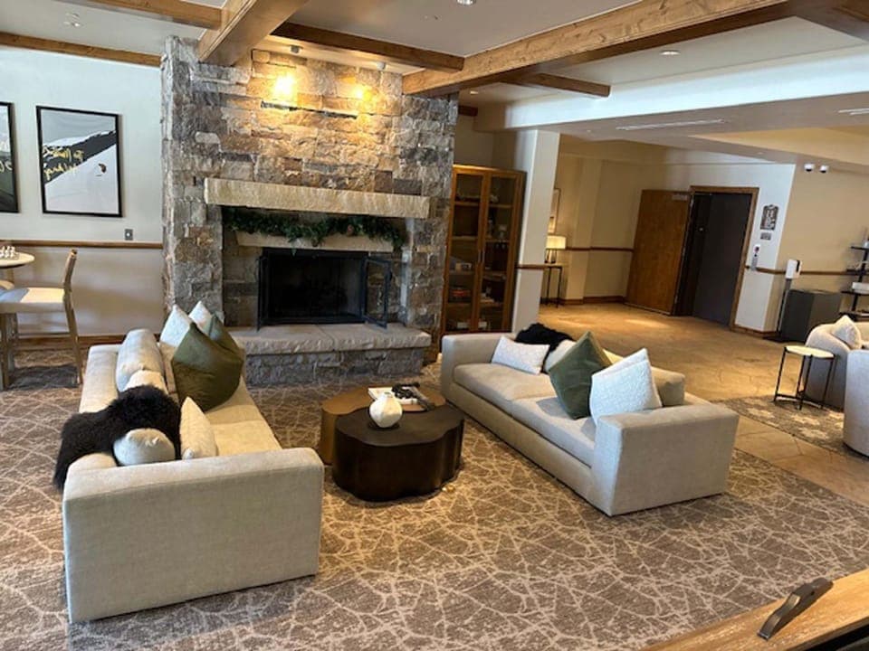 Beaver Creek Landing A207 by East West Hospitality Apartment in Avon