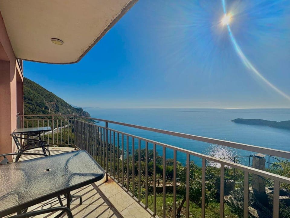 Natural landscape, View (from property/room), Balcony/Terrace, Sea view