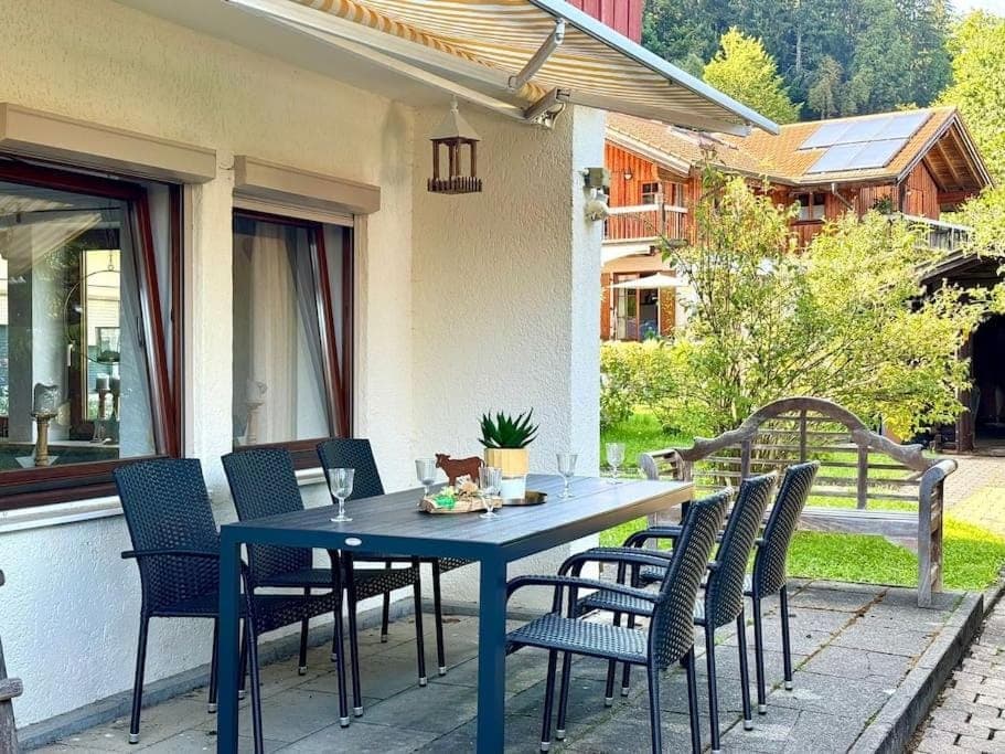 Garden, View (from property/room), Balcony/Terrace, Seating area