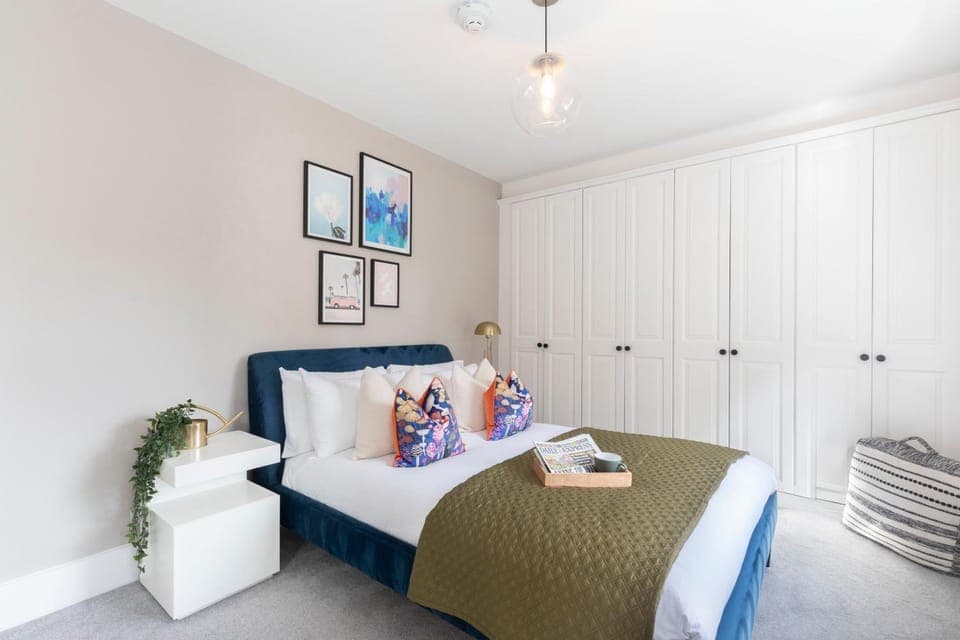 Bed, Bedroom, wardrobe