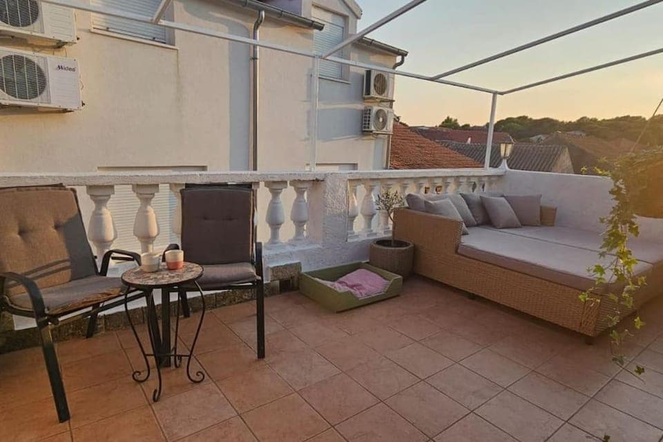 Day, View (from property/room), Balcony/Terrace, Seating area, pet friendly