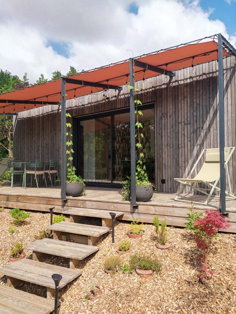 Property building, Garden view