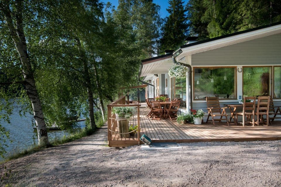 Property building, Patio, Summer, Balcony/Terrace, Beach