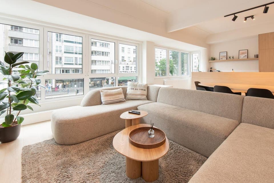 TV and multimedia, Kitchen or kitchenette, Living room, Seating area, Communal kitchen, kitchen