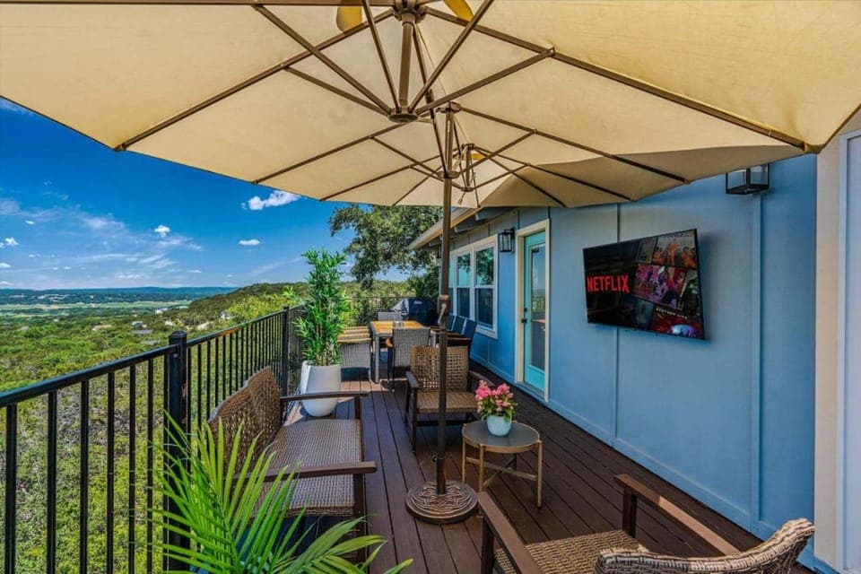 TV and multimedia, View (from property/room), Balcony/Terrace