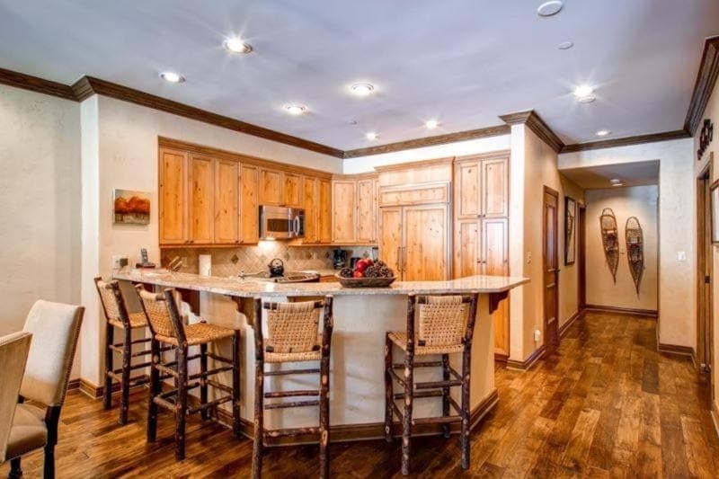 Highlands Slopeside 200 by East West Hospitality Apartment in Beaver Creek