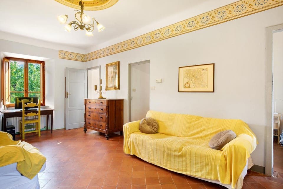 Property building, Living room