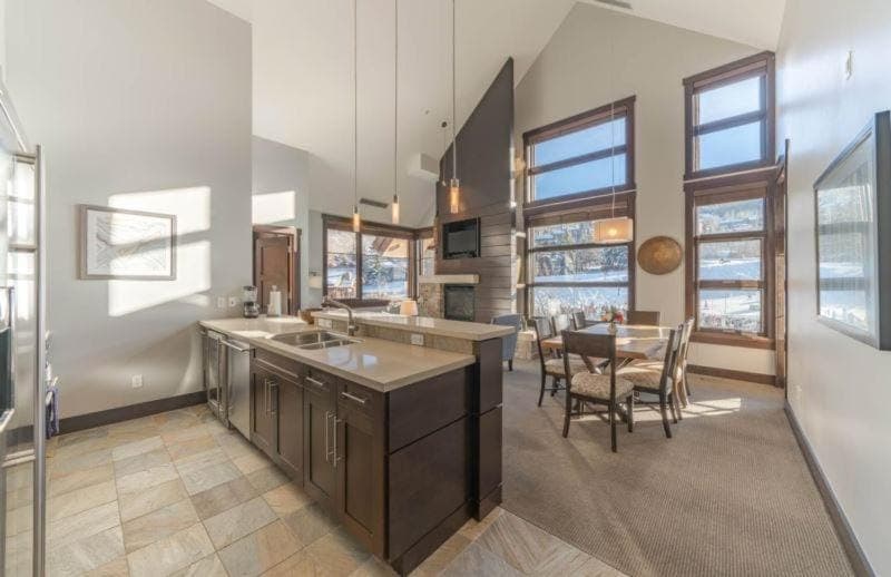 Hayden Lodge 2304 by Snowmass Mountain Lodging Apartment in Snowmass Village