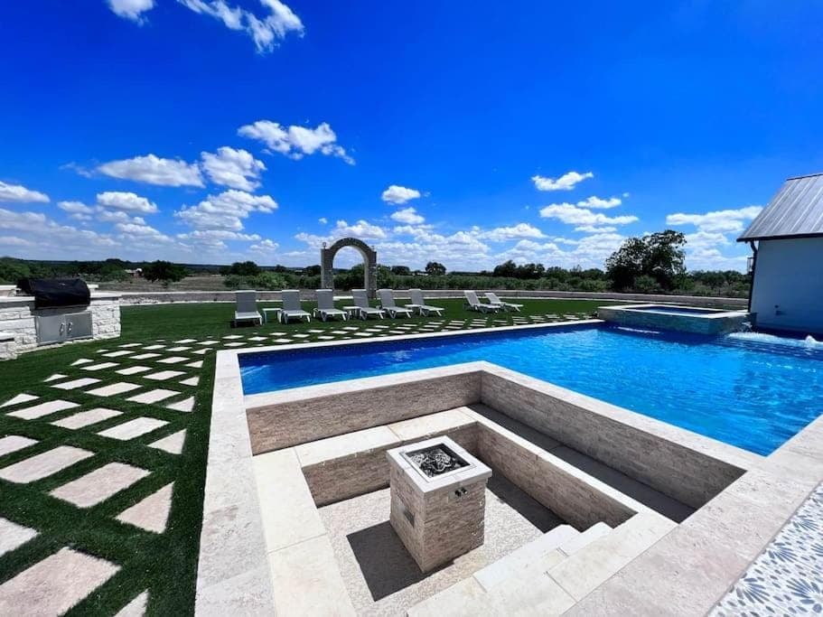 Patio, Day, Natural landscape, Pool view, Swimming pool, sunbed