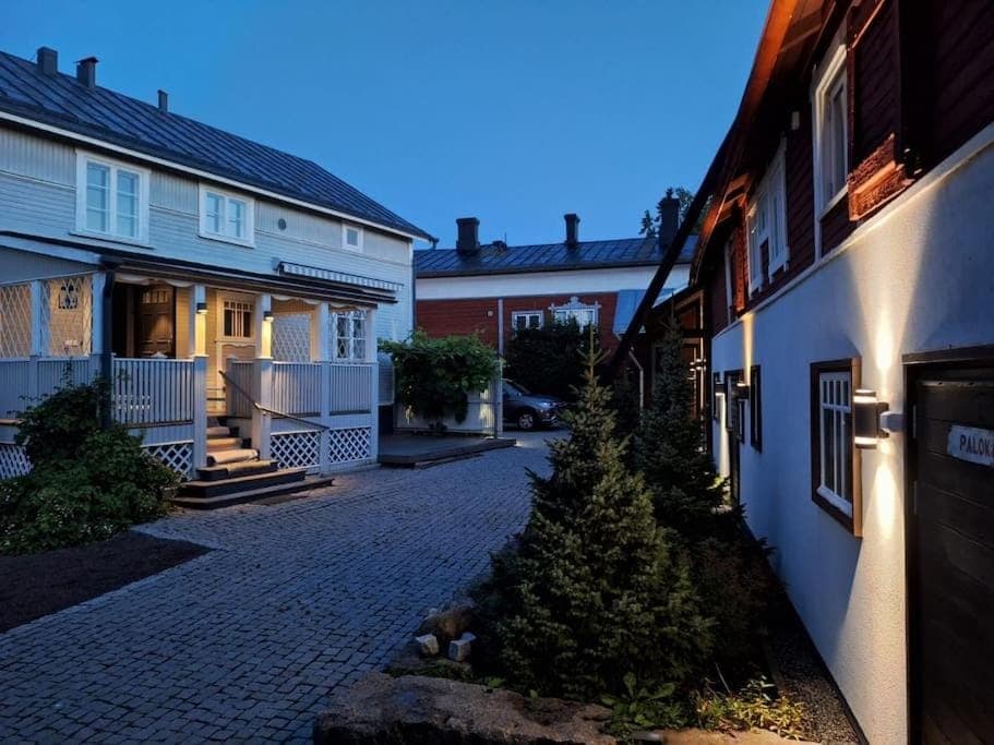 Inner courtyard view
