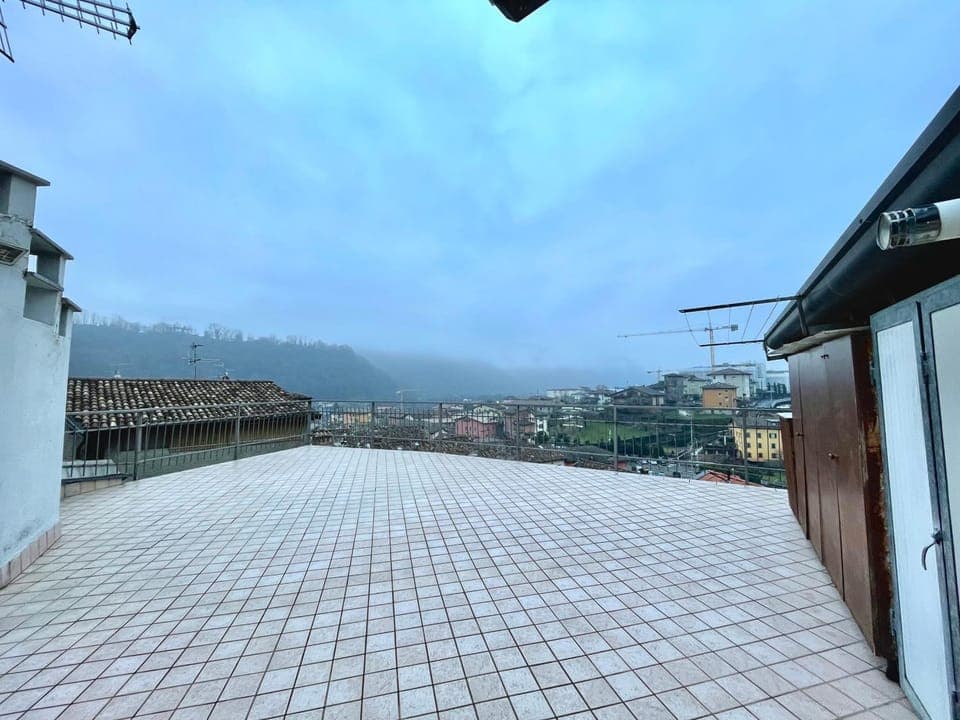 Balcony/Terrace, Mountain view