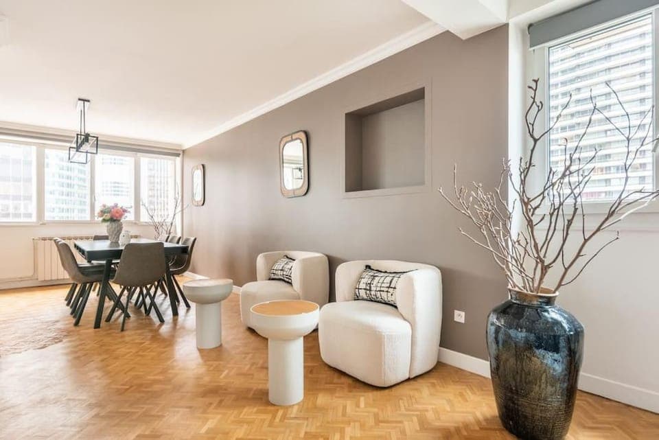 Living room, Seating area, Dining area