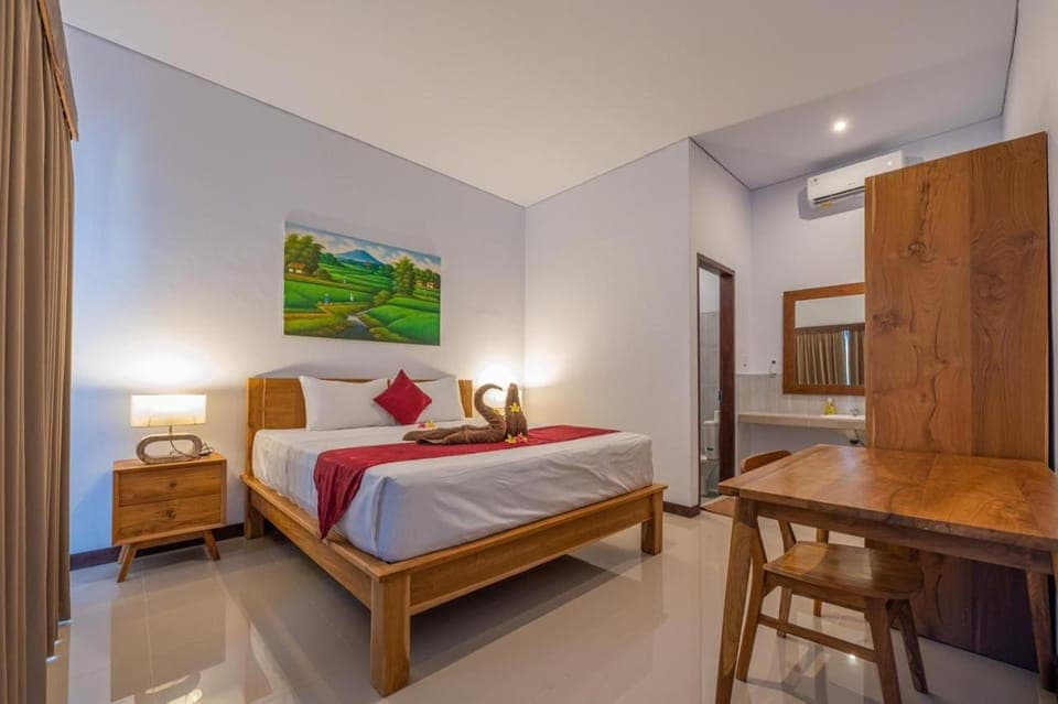 Bed, Photo of the whole room, Bedroom, wardrobe