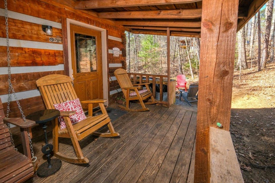 Heaven in the Pines By Colonial Properties Chalet in Pigeon Forge