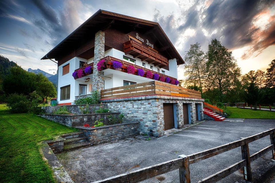 Property building, Day, Natural landscape, Garden, Garden view