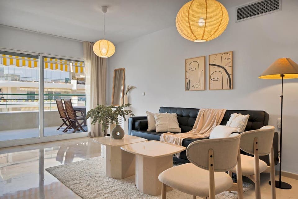Living room, air conditioner