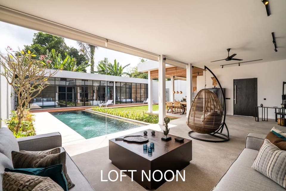 Property building, Swimming pool