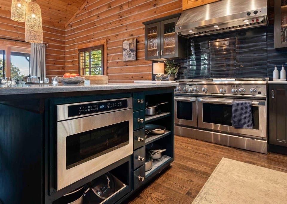 microwave, stove, stove