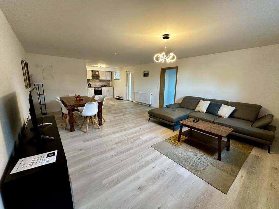 Living room, Seating area, Dining area