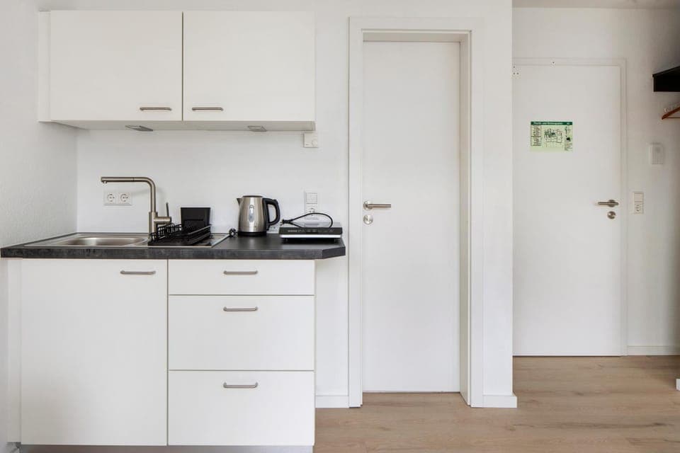 Kitchen or kitchenette, Living room