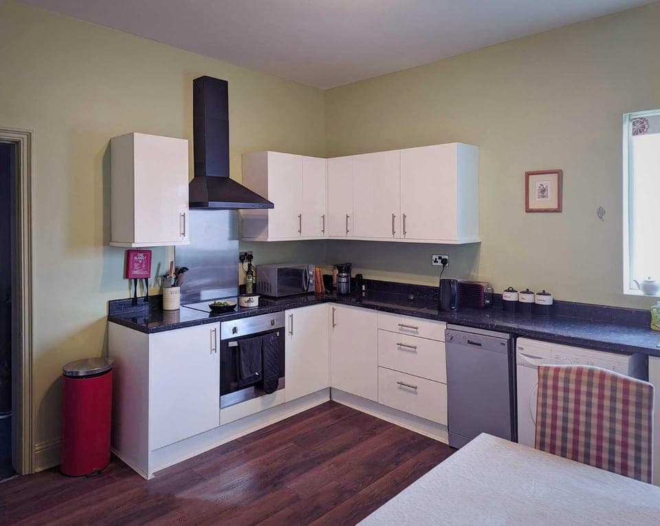 dishwasher, microwave, oven, stove, toaster, kitchen