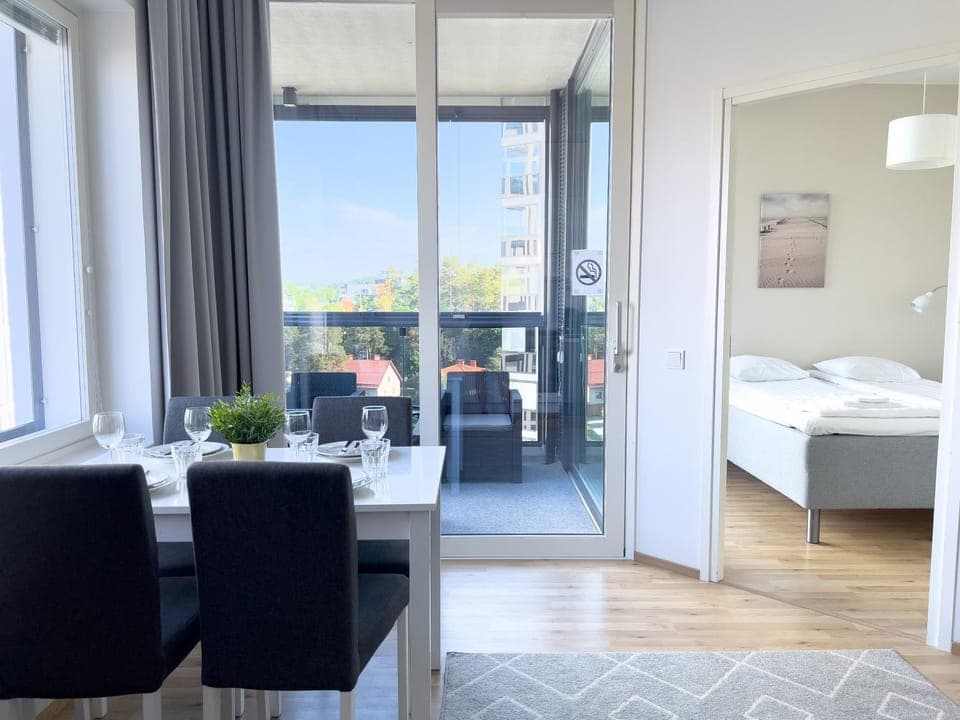 Bed, View (from property/room), Balcony/Terrace, Living room, Seating area, Dining area, Bedroom, towels