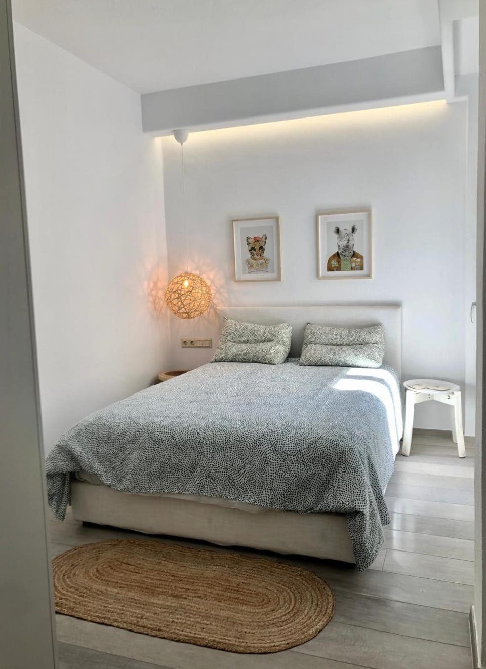 Living room, Bedroom