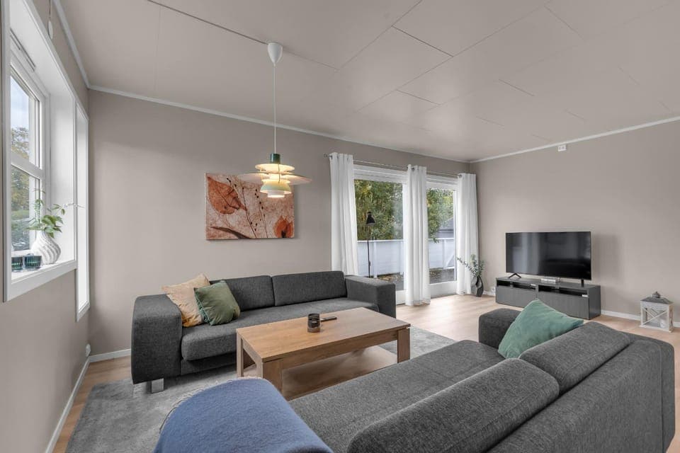 Communal lounge/ TV room, Living room