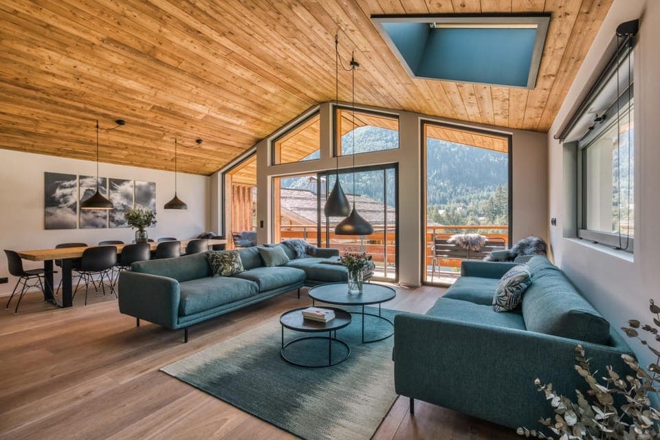 Living room, Seating area, Mountain view