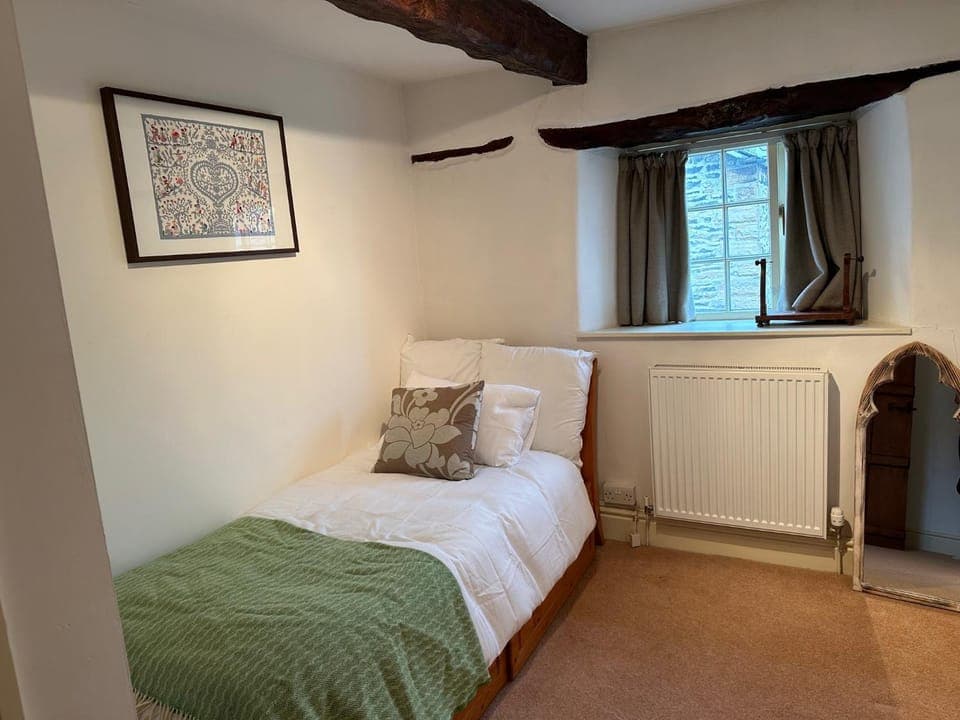 Bed, Bedroom, internet