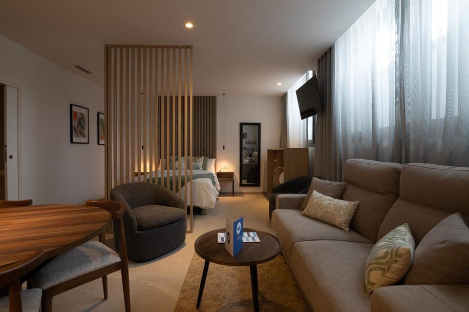 Photo of the whole room, Facility for disabled guests