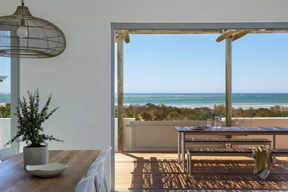 Patio, Dining area, Sea view
