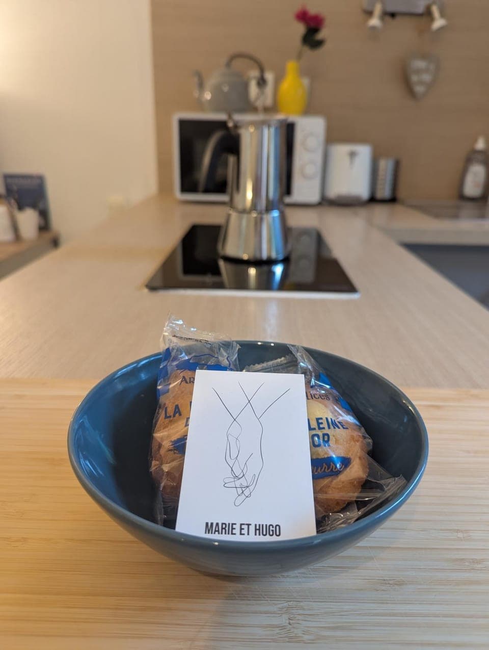 Kitchen or kitchenette, stove, kitchen