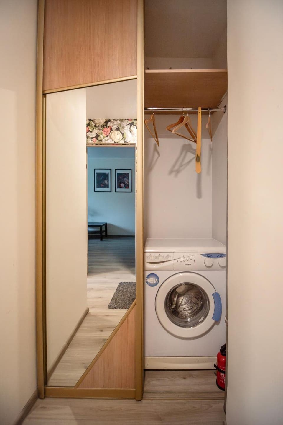 wardrobe, washing machine, washing machine