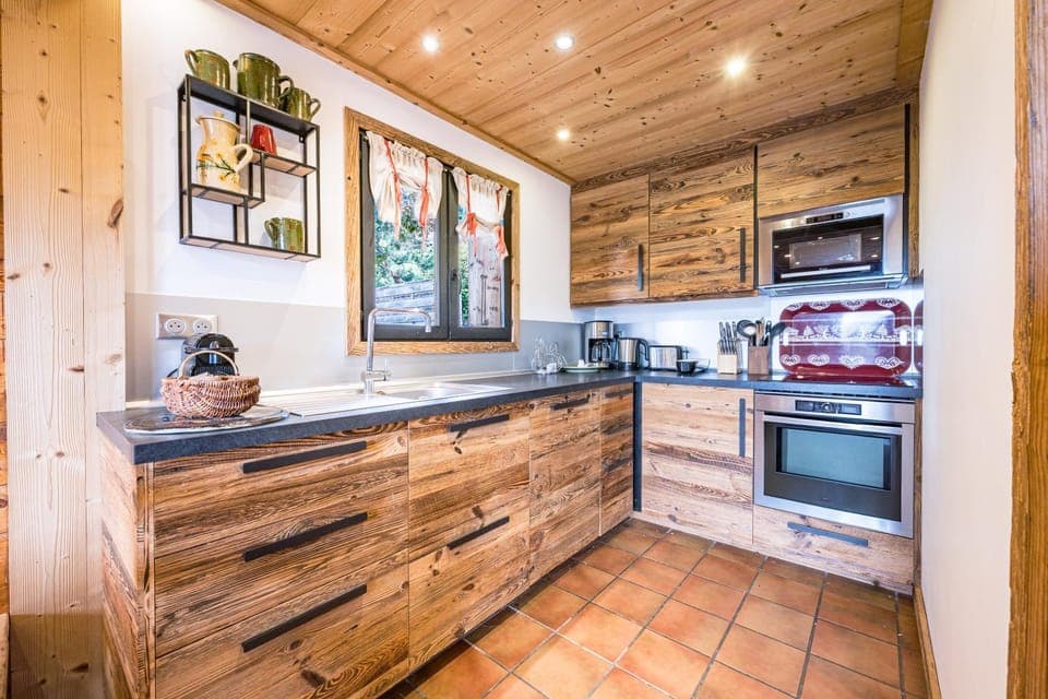 Kitchen or kitchenette, Living room